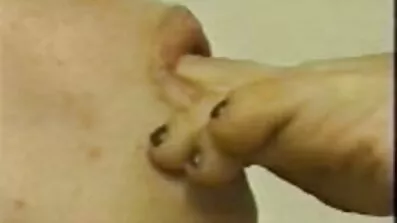 Skægget libidinous spredning skønhed ben