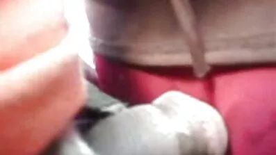 Erfaren pige kopulerer med en voksen mand