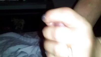 Dejlig fyr meget dygtigt kneppet vens pik på stolen