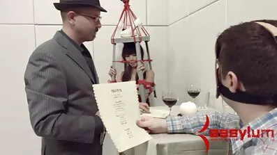 Cum sammen ung fucked trekant