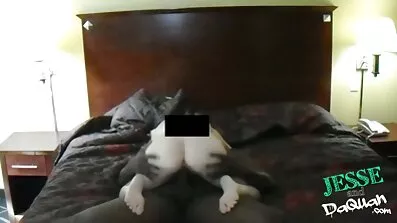 Blonde ung kvinde suget ibenholt pik